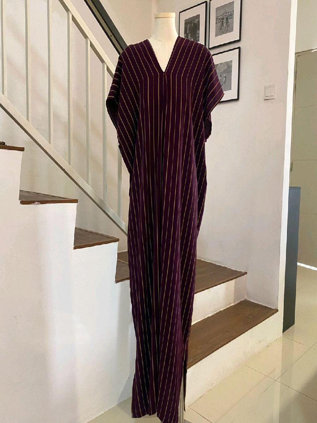 Kaftan printed V shape Material Ironless